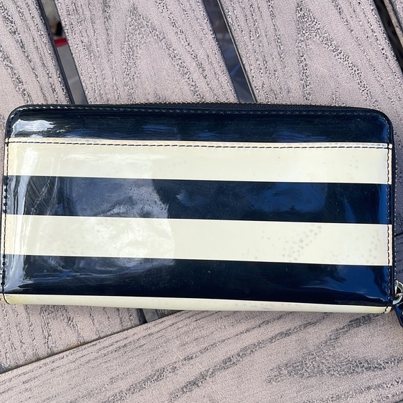 Kate Spade Sophie black and cream tote with matching wallet - Picture 14 of 16